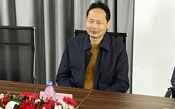 江西联珑置业董事叶红清现场致辞.png